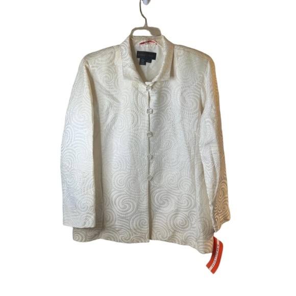 Jackets & Blazers - NWT Nina McLemore Off White Textured Button-Front Blazer Size 8 Kyoto USA